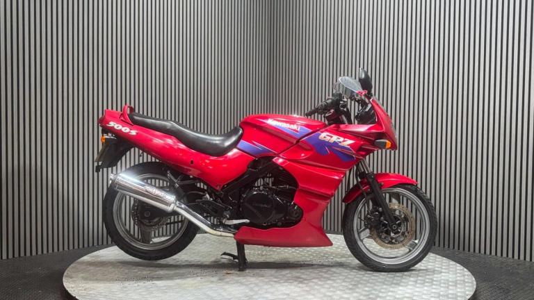 Kawasaki GPZ 1996 28K PROJECT BIKE SPARES OR REPAIR 500CC TWIN