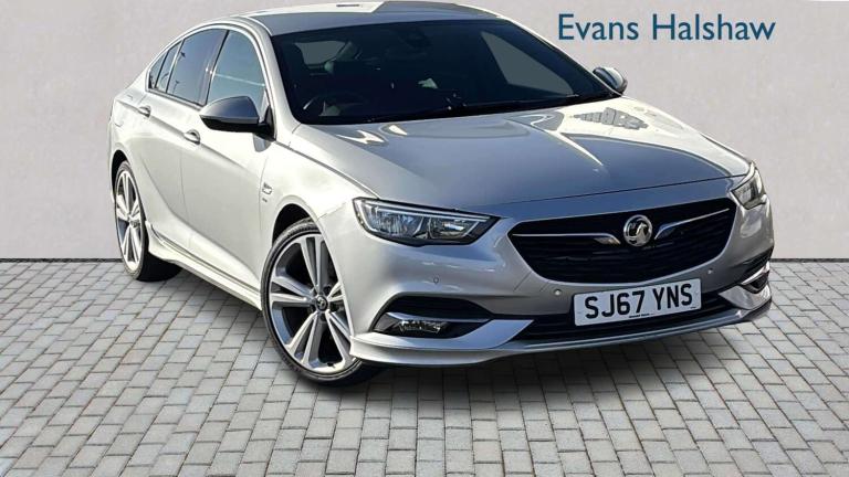 2017 Vauxhall Insignia 2.0 Turbo D SRi Vx-line Nav 5dr HATCHBACK DIESEL Manual