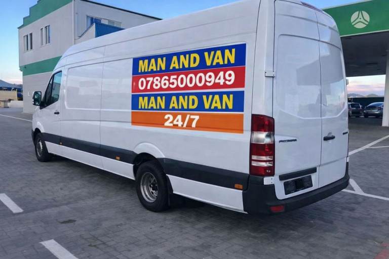 FREE QOUETS ANYTIME MAN WITH VAN HOUSE REMOVAL FLAT MOVERS BED MOVE SAME DAY BIG VAN24/7 DUMP CLEAR
