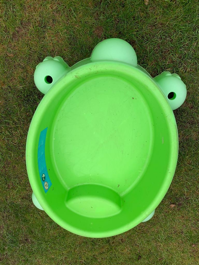 Turtle Sand Pit