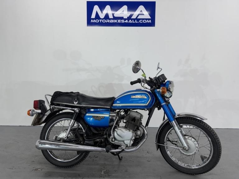 HONDA CD200 CD 200 BENLY 1980