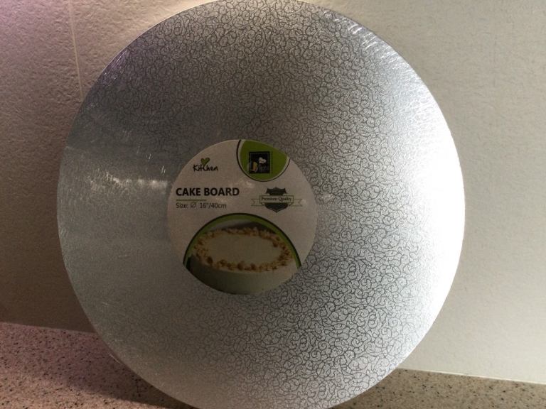 New large cake board