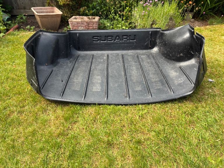 Subaru boot liner