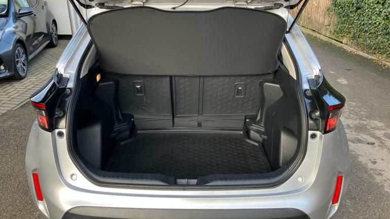 2022 Toyota Yaris Cross 1.5 Hybrid Icon 5dr CVT HATCHBACK PETROL/ELECTRIC Automatic