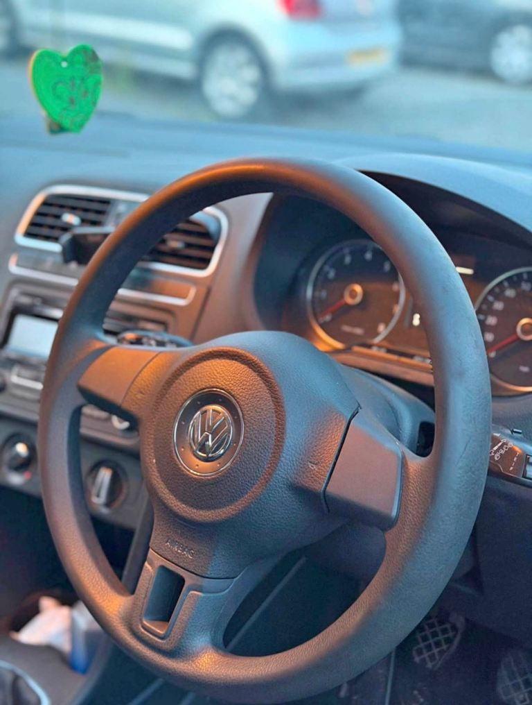 VW POLO 2014  STEERING WHEEL BAG