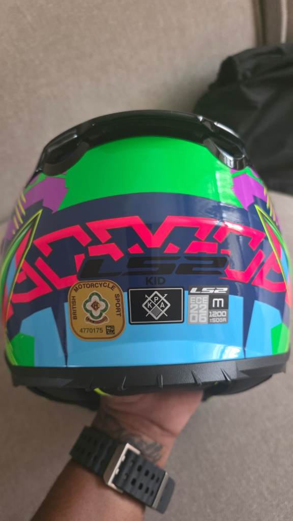 LS2 kids helmet 