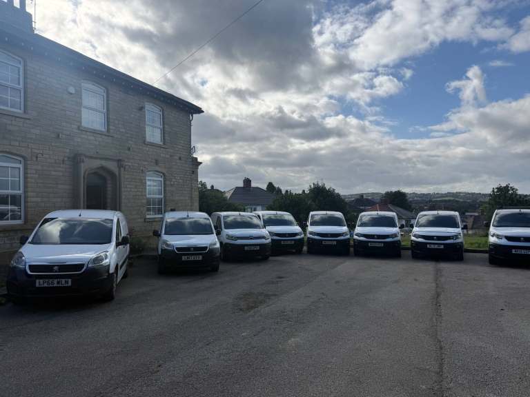 NEW SHAPE PEUGEOT PARTNER *Professional + Premium*NO VAT*EURO6*PX WELCOME*