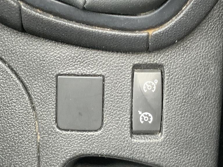 2023 Renault Clio DCI 90 Hatchback Diesel Manual