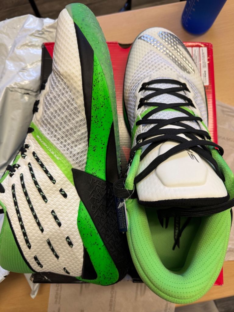 Skechers Basketball Trainers UK 16