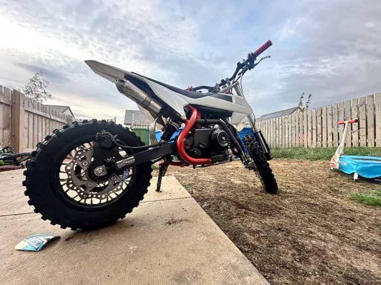 70 cc Pitbike / dirtbike / motorbike ready to ride 