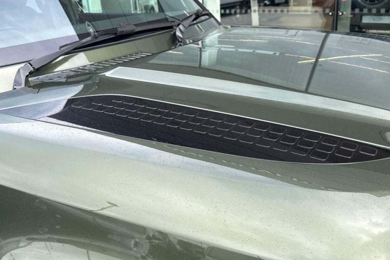 2025 Land Rover Defender 110 3.0 D250 MHEV X-Dynamic HSE Auto 4WD Euro 6 (s/s) 5dr SUV Automatic