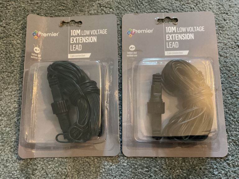 2 brand new Premier 10M low voltage extensions leads