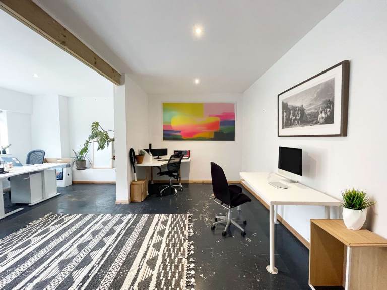 Creative Space | Office | Artist Studio | Beauty Room | Workspace | Desk In Hackney East London E9