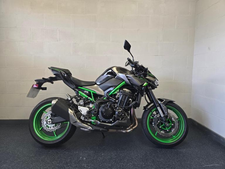 Kawasaki Z900 ZR 