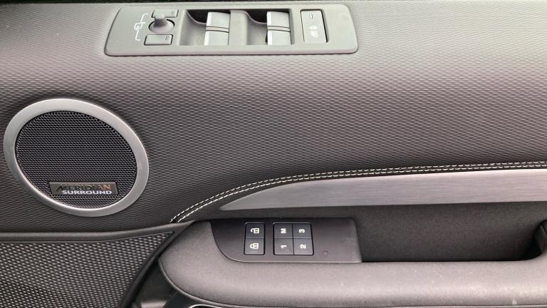 2025 Land Rover Discovery 3.0 D350 Dynamic HSE 5dr Auto Diesel Station Wagon Station Wagon Diesel...