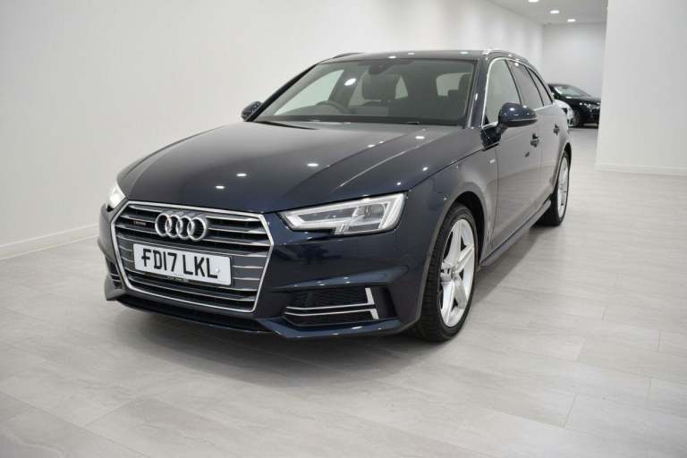  Audi A4 Avant 2.0 TDI ultra S line S Tronic Euro 6 (s/s) 5dr Diesel Automatic