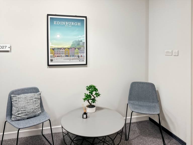 Broxburn - EH52 5AU \ Coworking Membership with Access to Any Available Desk