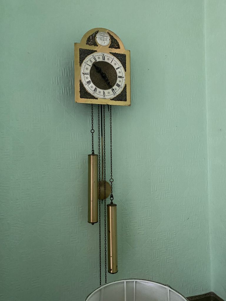 Antique clock OFFERS
