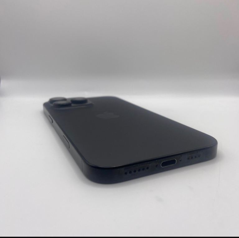 PRISTINE: Apple iPhone 16 Pro Max, 256gb, Black (UNLOCKED) 