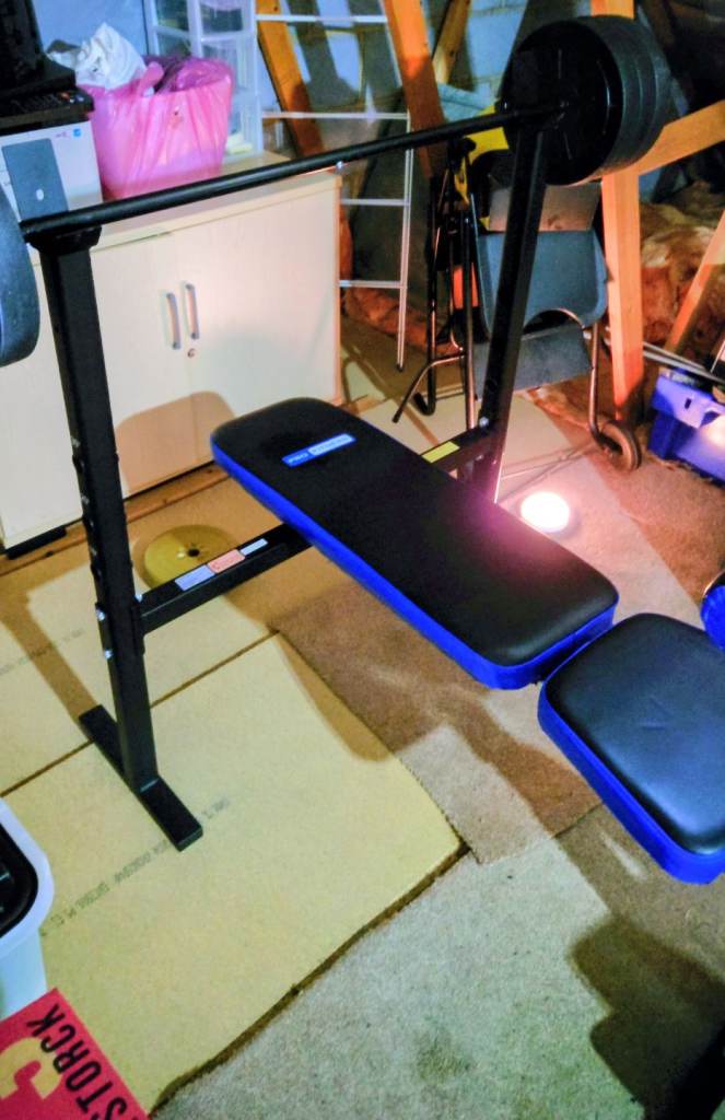 Weight bench like new