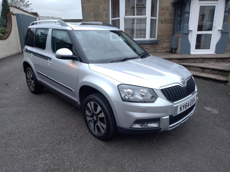 SKODA YETI OUTDOOR 2.0 TDI CR 140 LAURIN + KLEMENT 4X4 DSG 2014 / 64 @ MCD CARS 