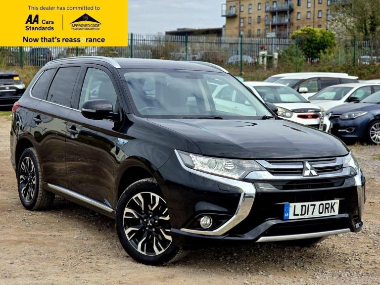 2017 Mitsubishi Outlander 2.0h 12kWh Juro SUV 5dr Petrol Plug-in Hybrid CVT 4WD Euro 6 (s/s) (200...