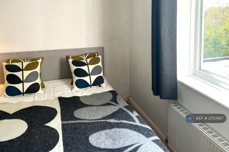 5 bedroom house in Bevendean Crescent, Brighton, BN2 (5 bed) (#2707427)