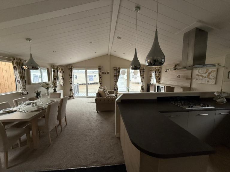 40x20 2 Bed Twin Lodge - DG, CH, Bath, Ensuite, Patio Doors - Offsite / Own Land