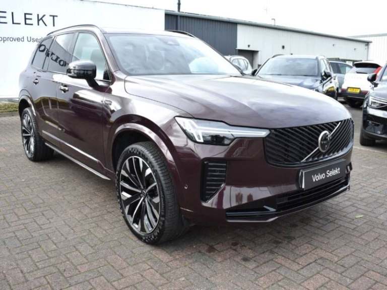 VOLVO XC90 2.0 B5P Plus Pro Dark 5dr AWD Geartronic