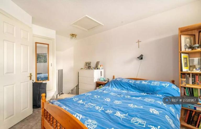 1 bedroom house in Elgar Close, London, E13 (1 bed) (#2728967)