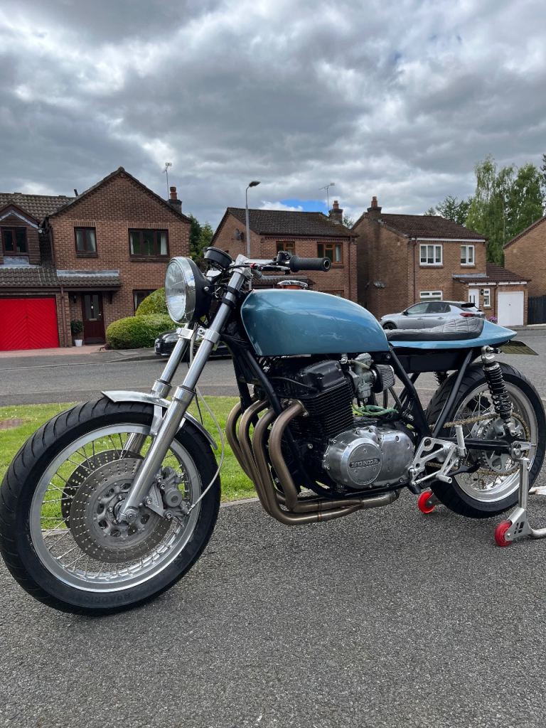 Honda CB 750 1977 Flat Tracker/ Cafe Racer. Just Built   Incredible Spec.