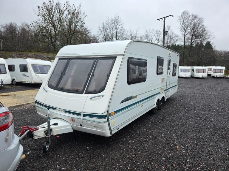 Swift Conqueror LUX 640 1999