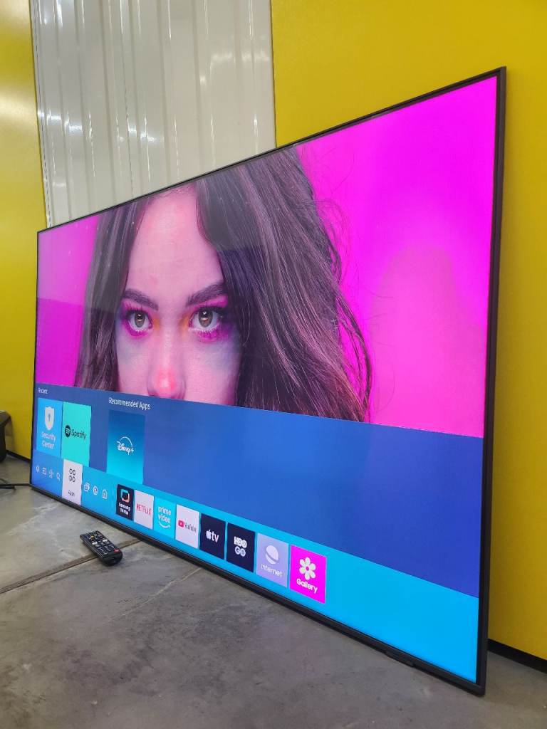 75" Samsung Crystal Ultra UHD 4k Smart hdr built-in Wi-Fi TV with QUANTUM IMAGING DISPLAY £469