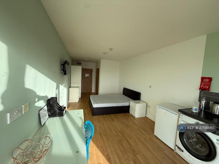 Studio flat in Jamaica Street, Liverpool, L1 (#2756880)