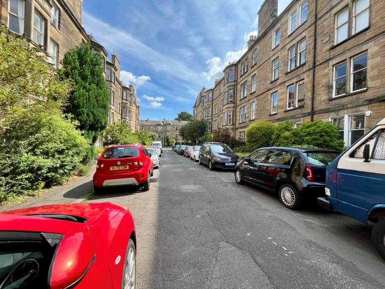 2 Bedroom Tenement Flat, Comiston Gardens, Morningside 