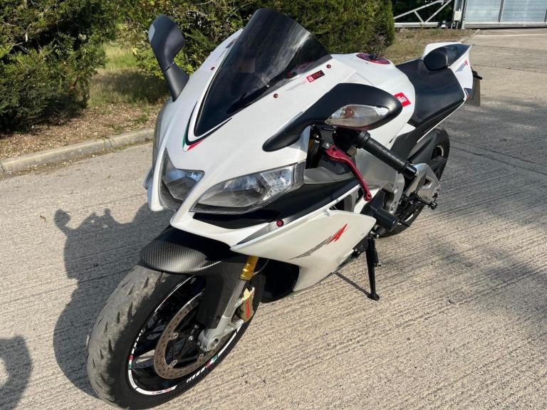 2015 65 APRILIA RSV4R A-PRC RSV1000 RSV4 R V4 MINT 8k MILES SPORTS SUPERBIKE