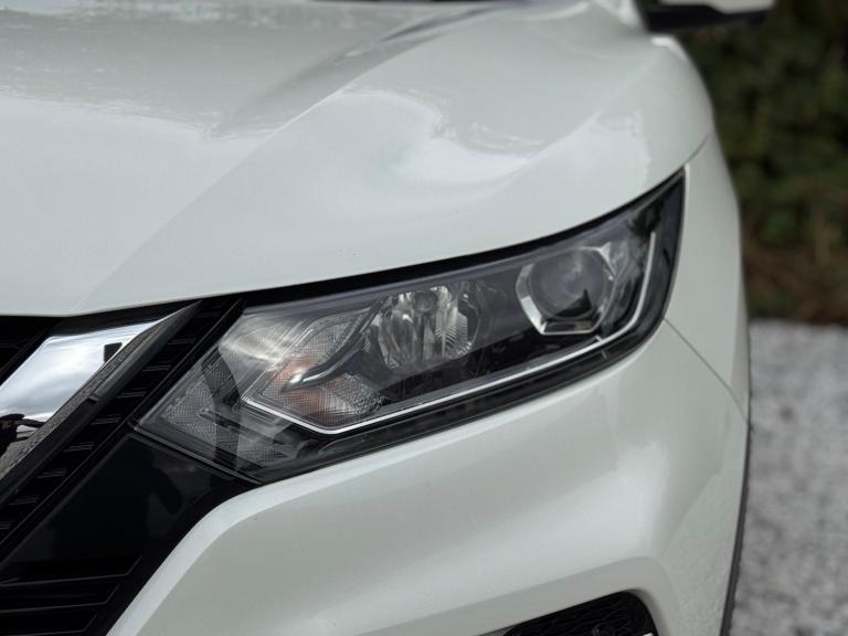 2017 Nissan Qashqai 1.2 DiG-T N-Connecta 5dr Xtronic HATCHBACK PETROL Automatic