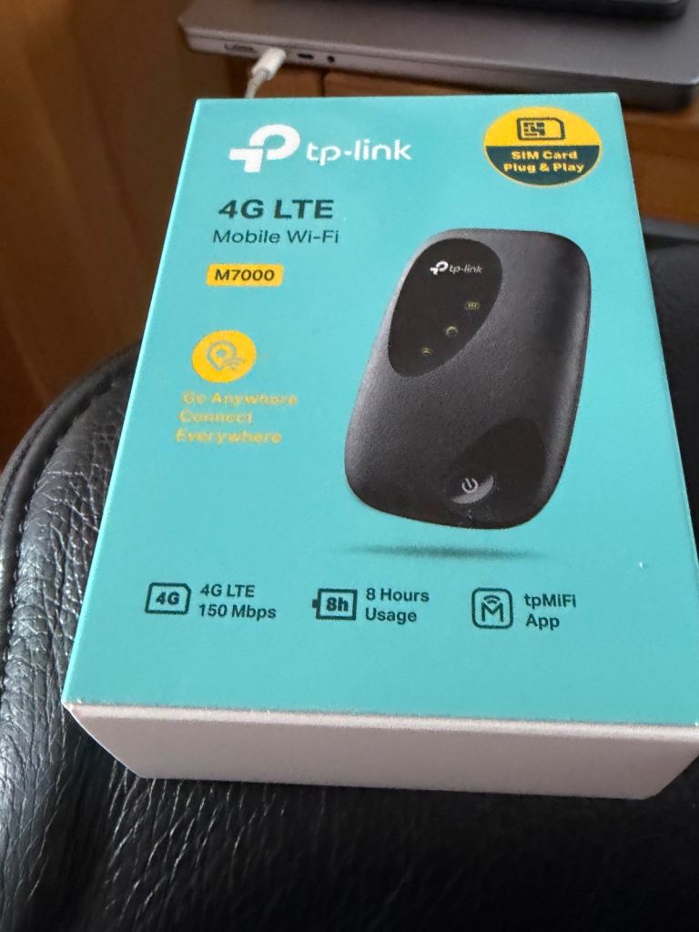 TP-Link M7000 4G LTE Mobile Wi-Fi – Brand New