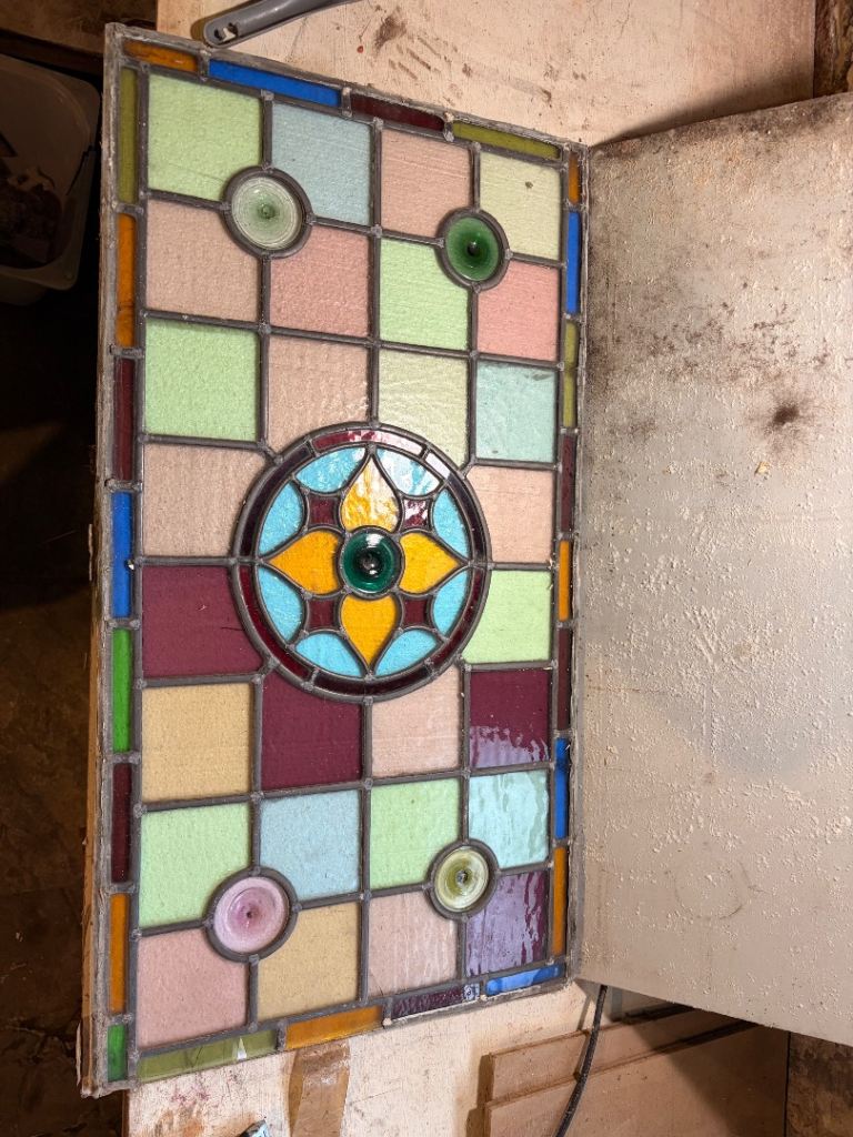 Stained glass window leaded