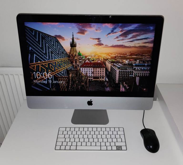 Apple Mac running Mac os and Windows 10