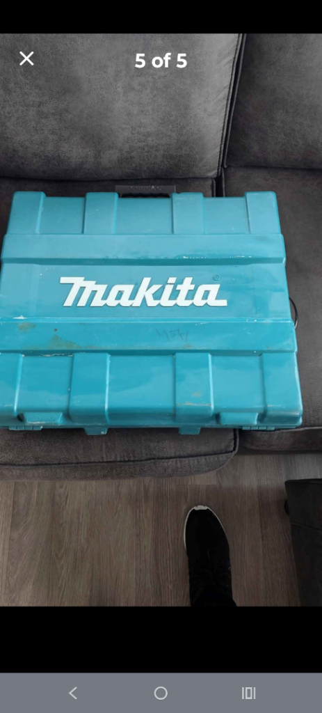 Makita nail gun 