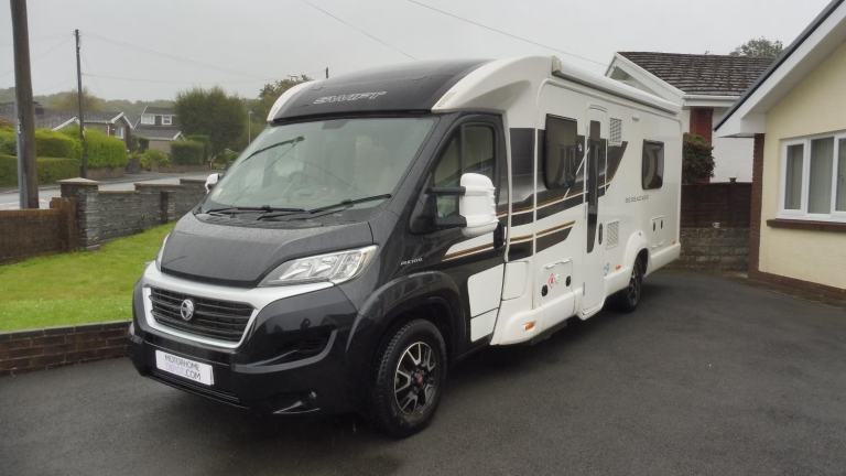 Swift Bessacarr 574 4 berth fixed single bed motorhome for sale