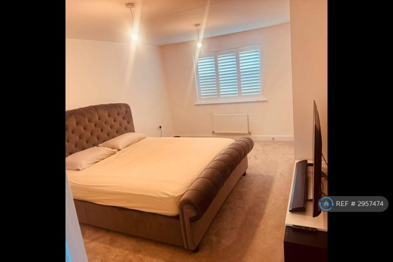 1 bedroom in Farmstead Road, Ashford, TN25 (#2957474)