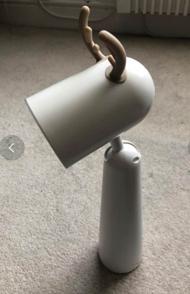 Desk lamp deer