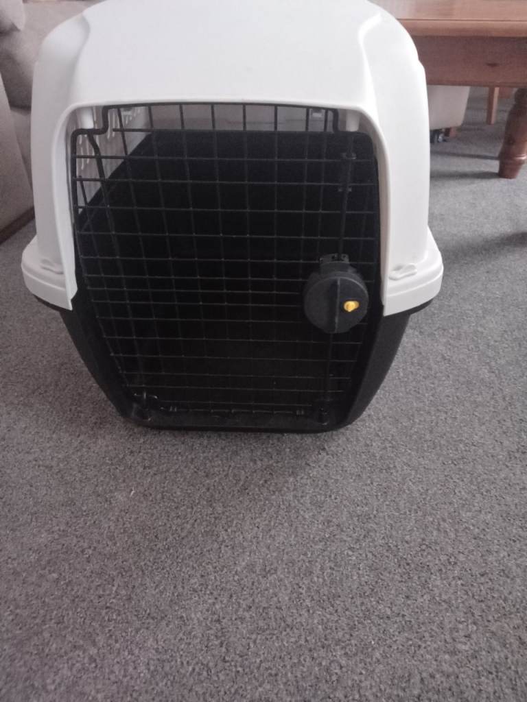 Large ferplast clipper 4 pet carrier