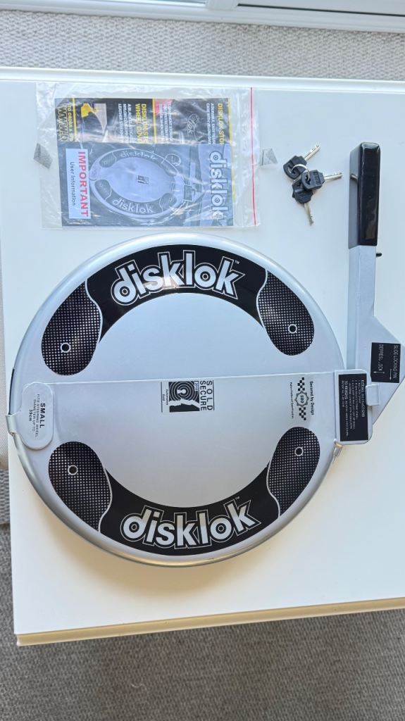 Disklok high security steering lock