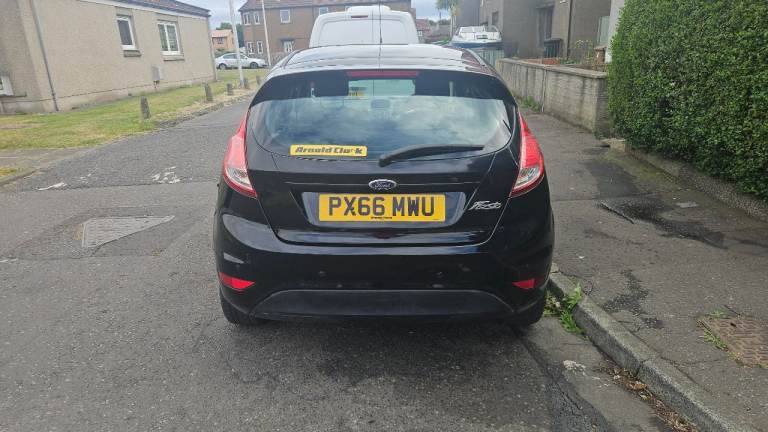 Ford, FIESTA, Hatchback, 2016, Manual, 1498 (cc), 5 doors