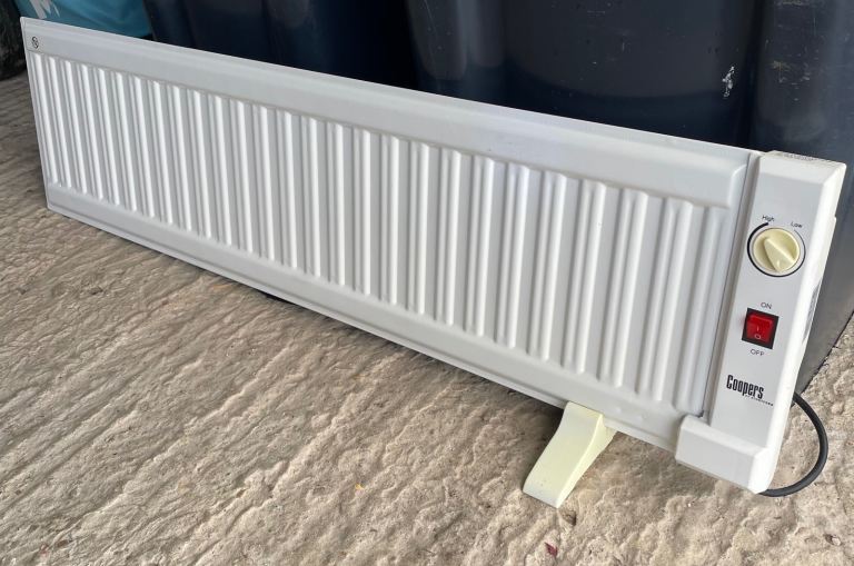Coopers of Stortford 600W Low Level Oil Filled Radiator 