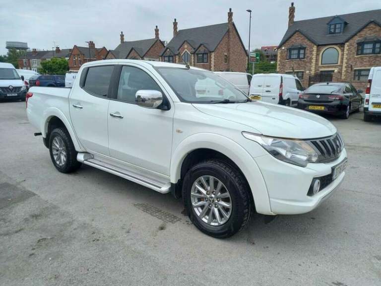 Mitsubishi L200 DI-D 4WD TITAN DCB