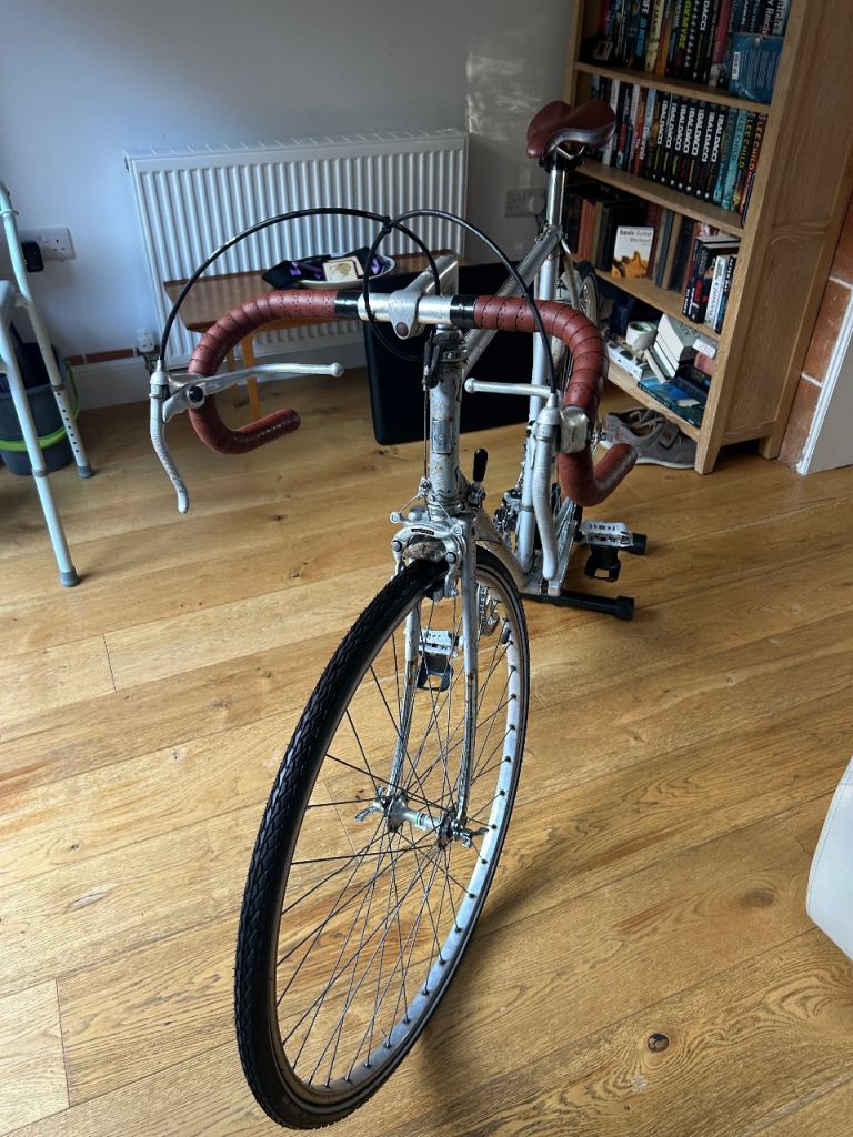 Vintage Peugeot Steel Road Bike – 1970s/80s Classic – Patina Original